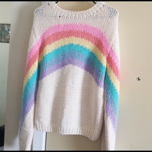 🌈 Rainbow vintage sweater! 🌈